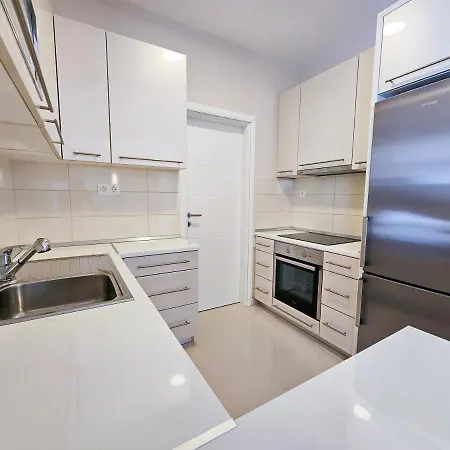Sea View Luxury Family Apartment *
